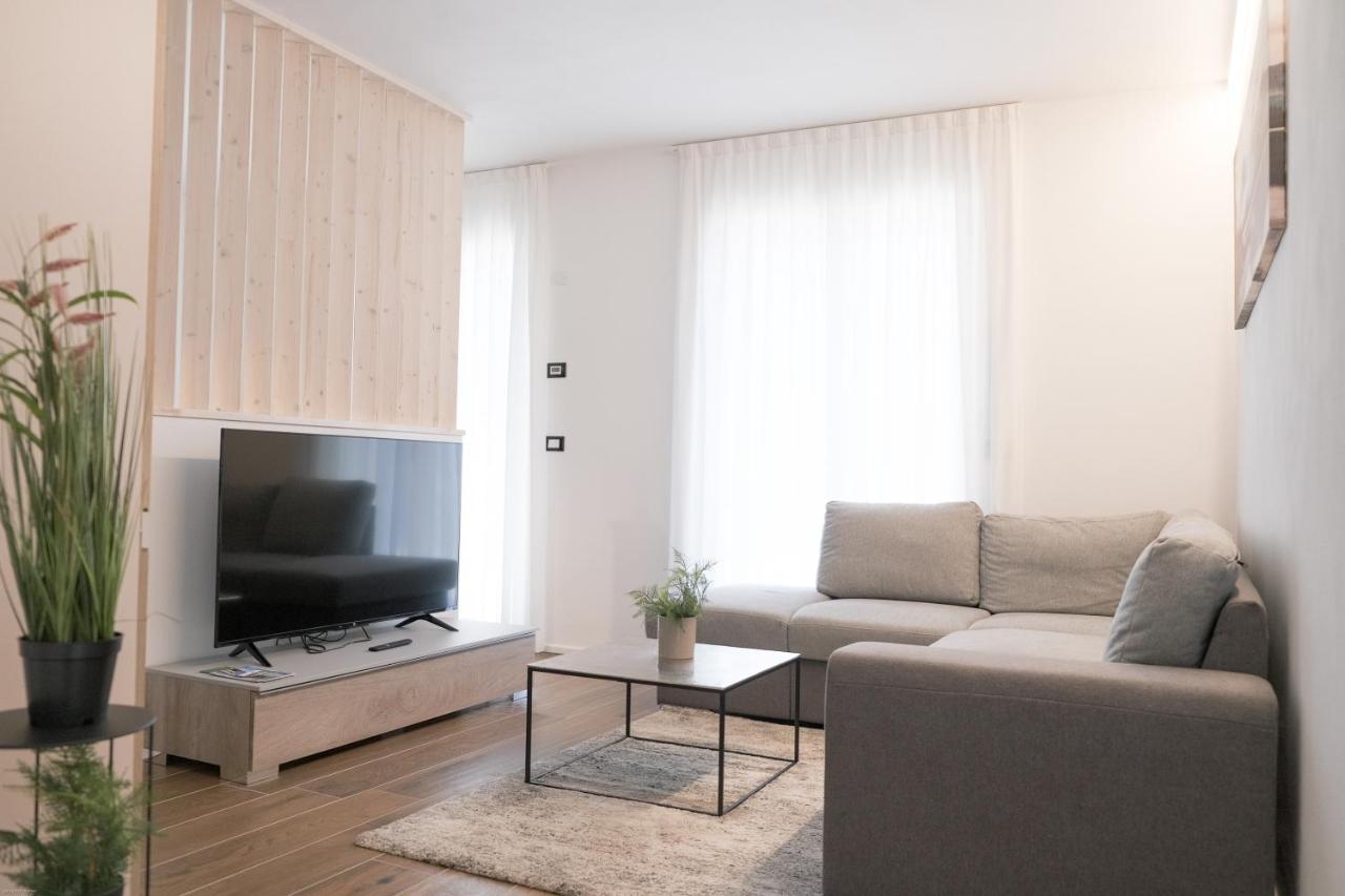 Nuovo Residence Al Lago - Levico 레비코온천 외부 사진