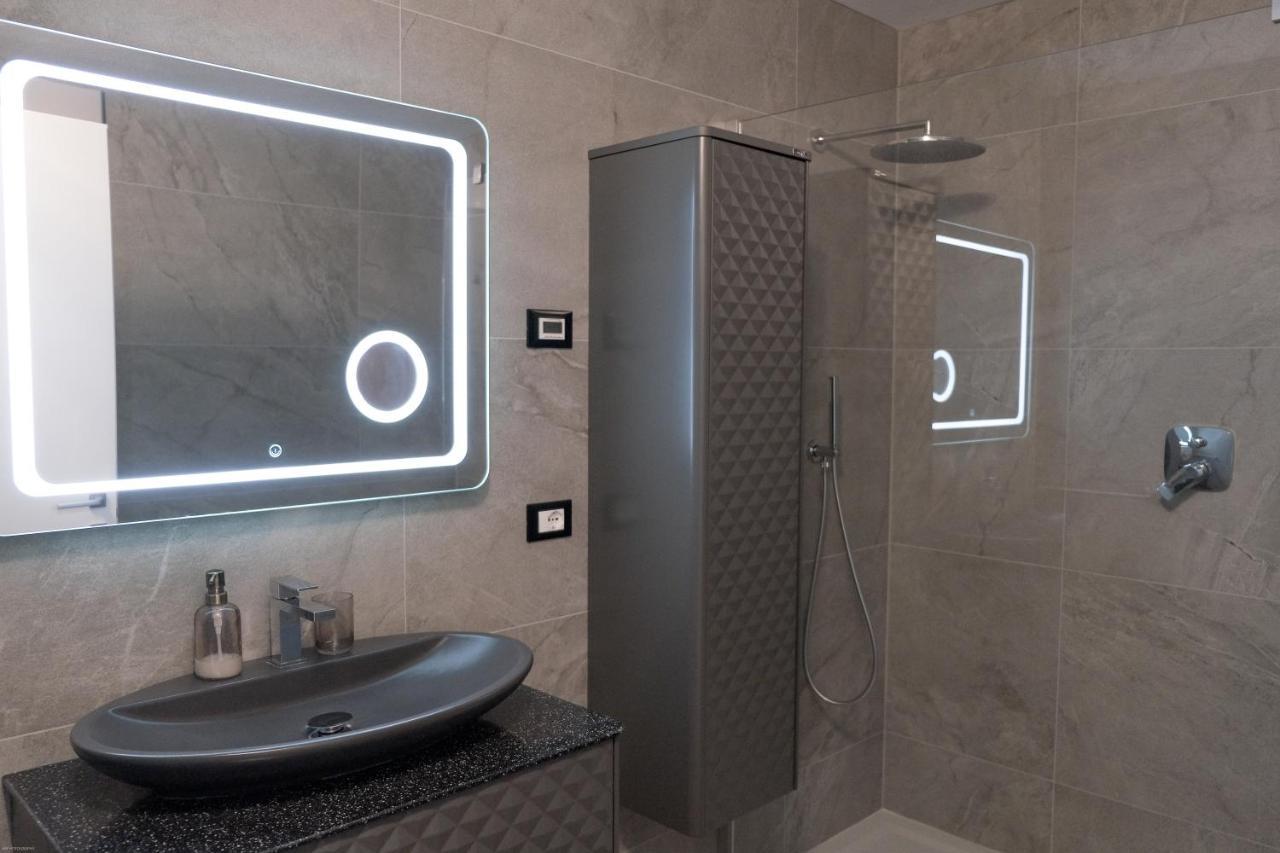Nuovo Residence Al Lago - Levico 레비코온천 외부 사진