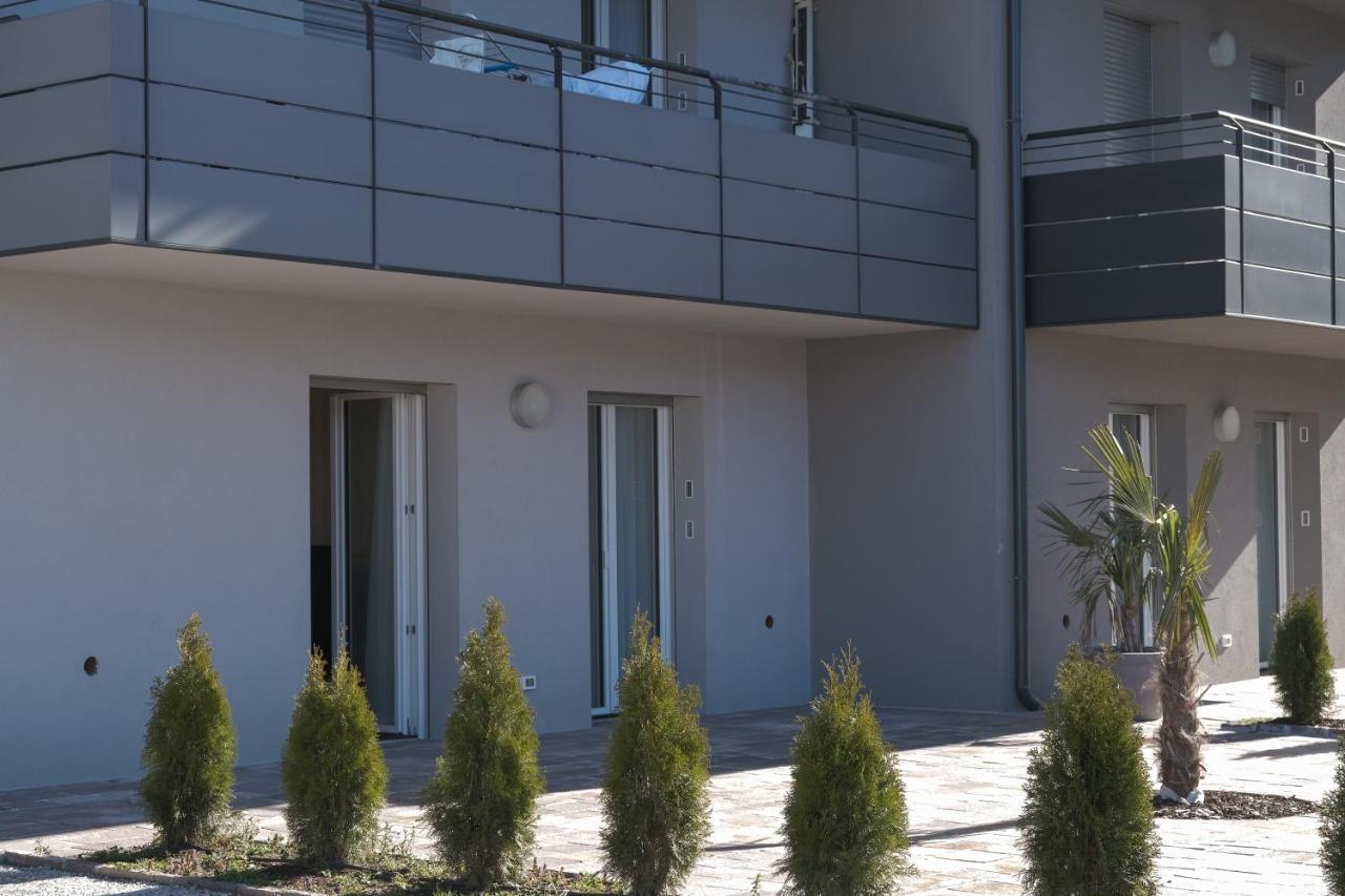 Nuovo Residence Al Lago - Levico 레비코온천 외부 사진